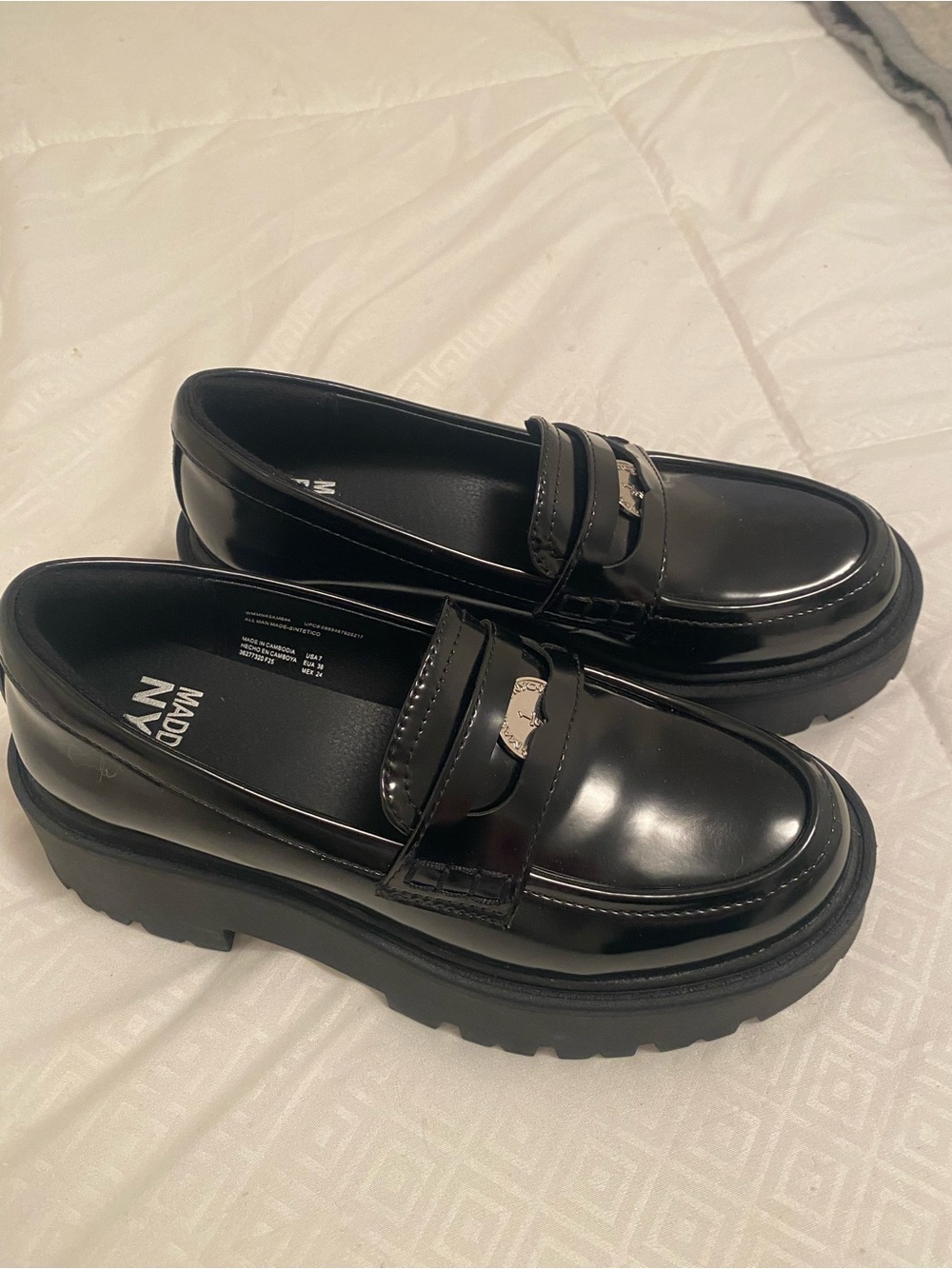 Madden NYC Steve Madden Black Loafers